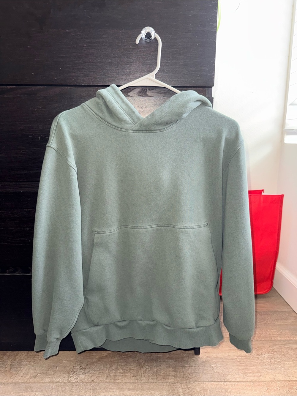 Men's Sage Green Lululemon Hoodie/Sweatshirt